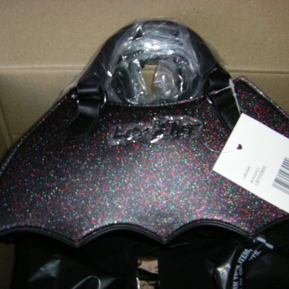 Betsey Johnson Black Glitter Bat Mini Shoulder Bag NWT - Picture 10 of 11
